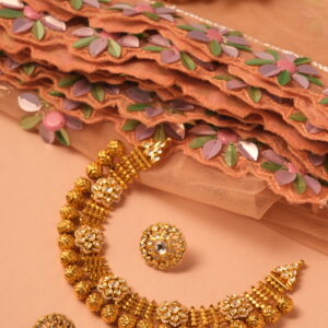 ANTIQUE HAR SET
