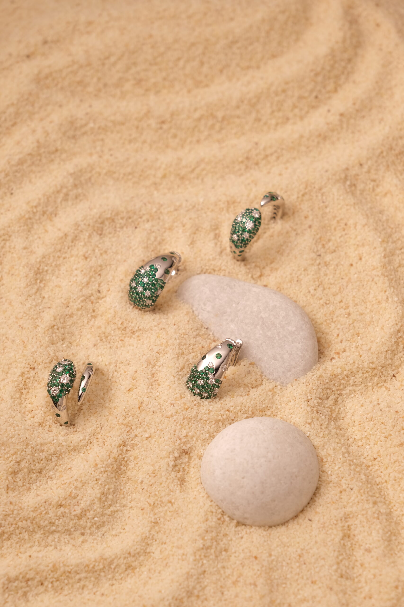 DIAMOND EARRINGS