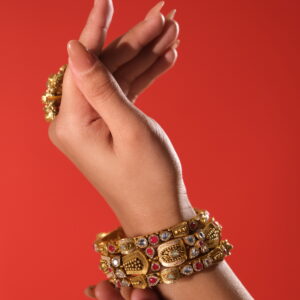 ANTIQUE SHOBHA SET
