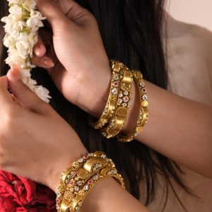 ANTIQUE SHOBHA SET