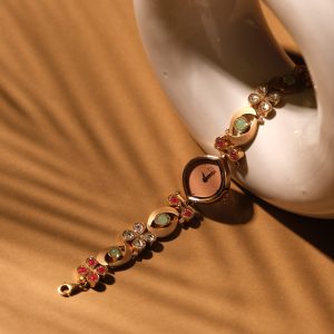 LADIES GOLD WATCH