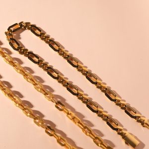 GOLD CHAIN